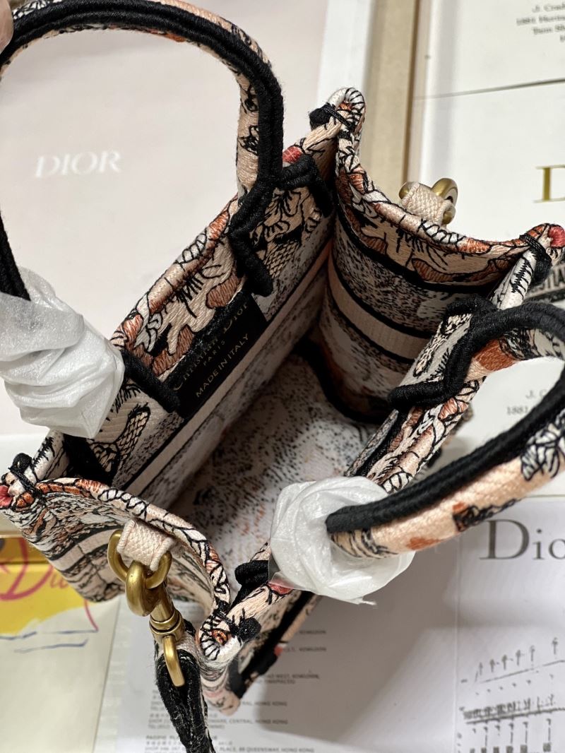 Christian Dior Shopping Bags